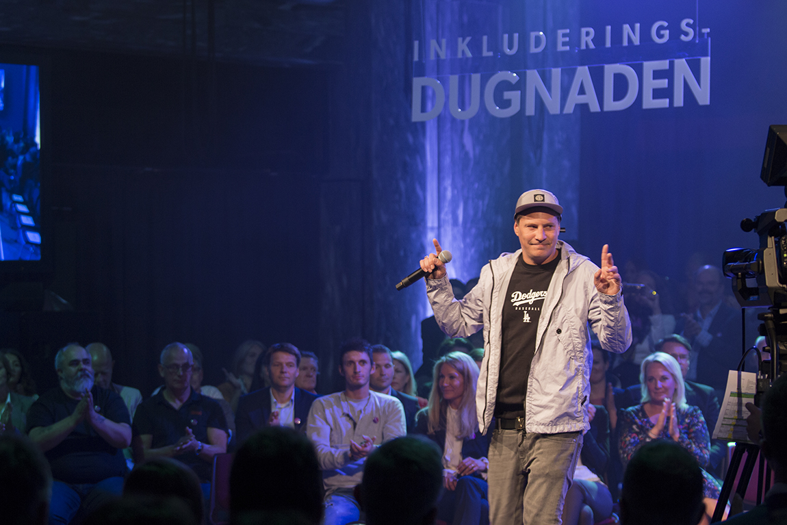 OnklP sang «Styggen på ryggen» på oppstartkonferansen for Inkluderingsdugnaden. Foto: Jan Richard Kjelstrup/ASD